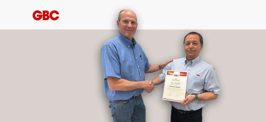 10 Jahre Engagement mit Herz und Humor – Manfred Lugmayr feiert Dienstjubiläum bei GBC Österreich